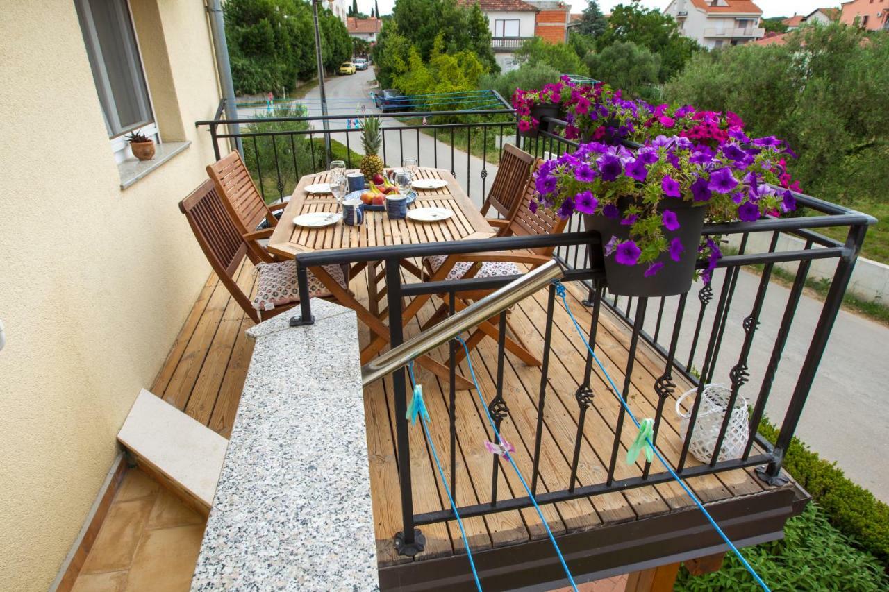 Apartments Emma Biograd Na Moru Exterior foto